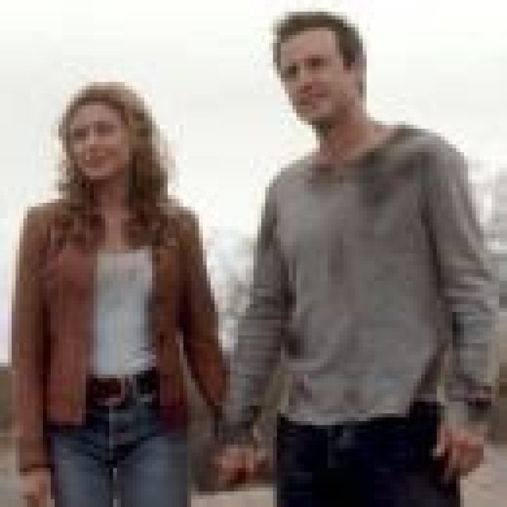 Who is Kari Wuhrer Dating Now?