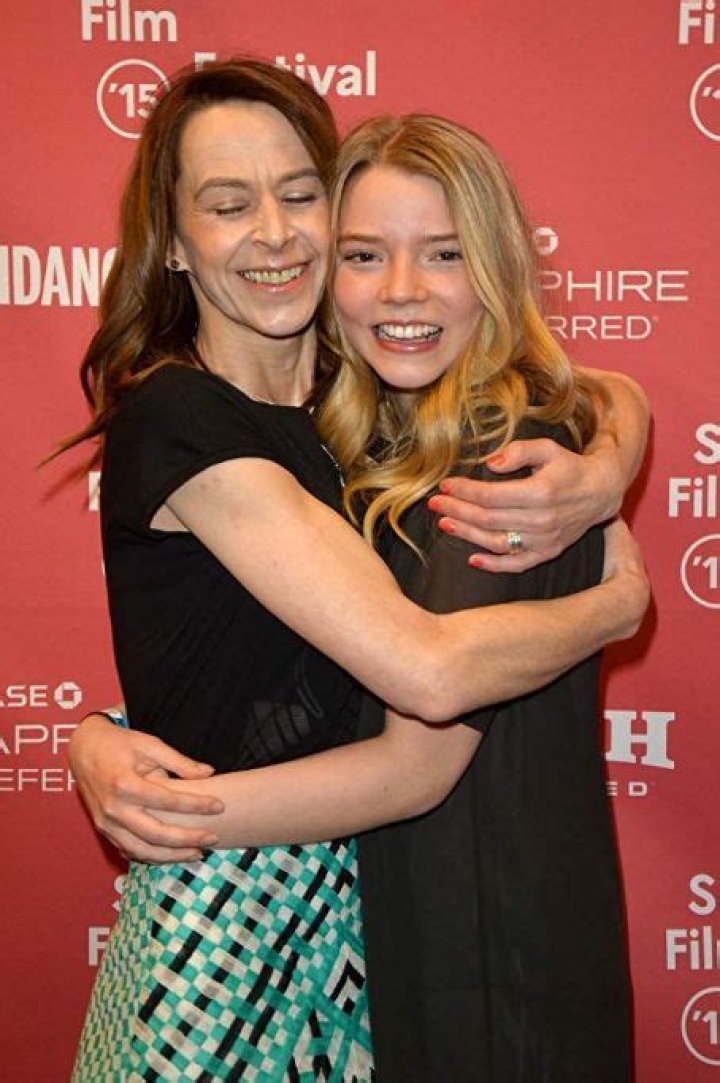 Who is Kate Dickie Dating Now?