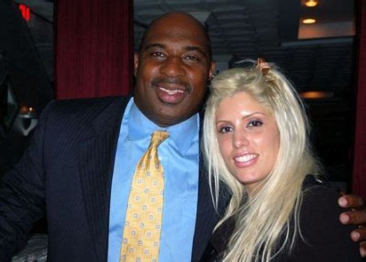 Who is Keith Byars Dating Now