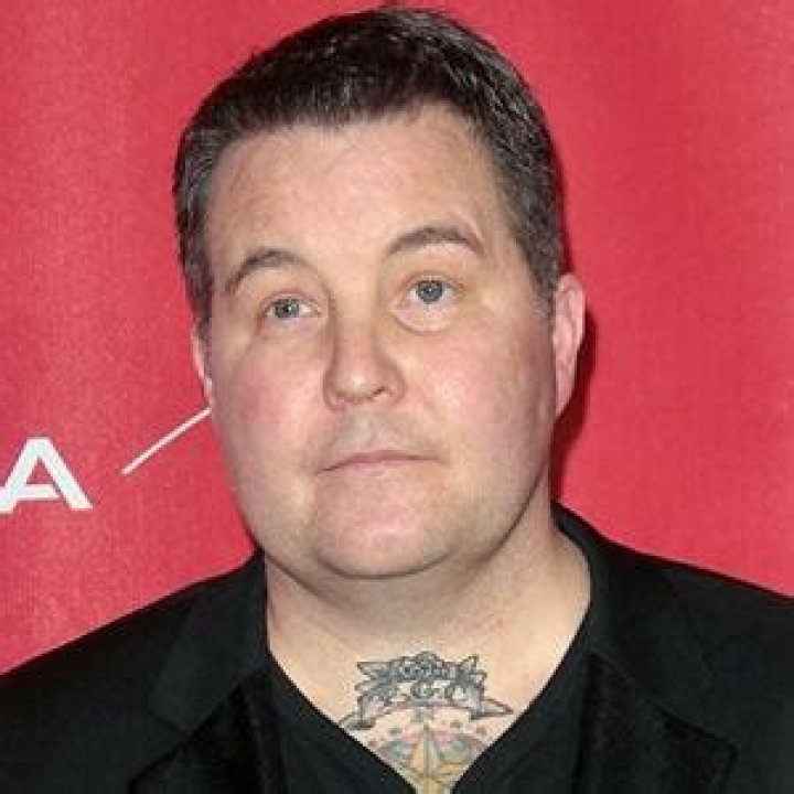 Who is Ken Casey Dating Now