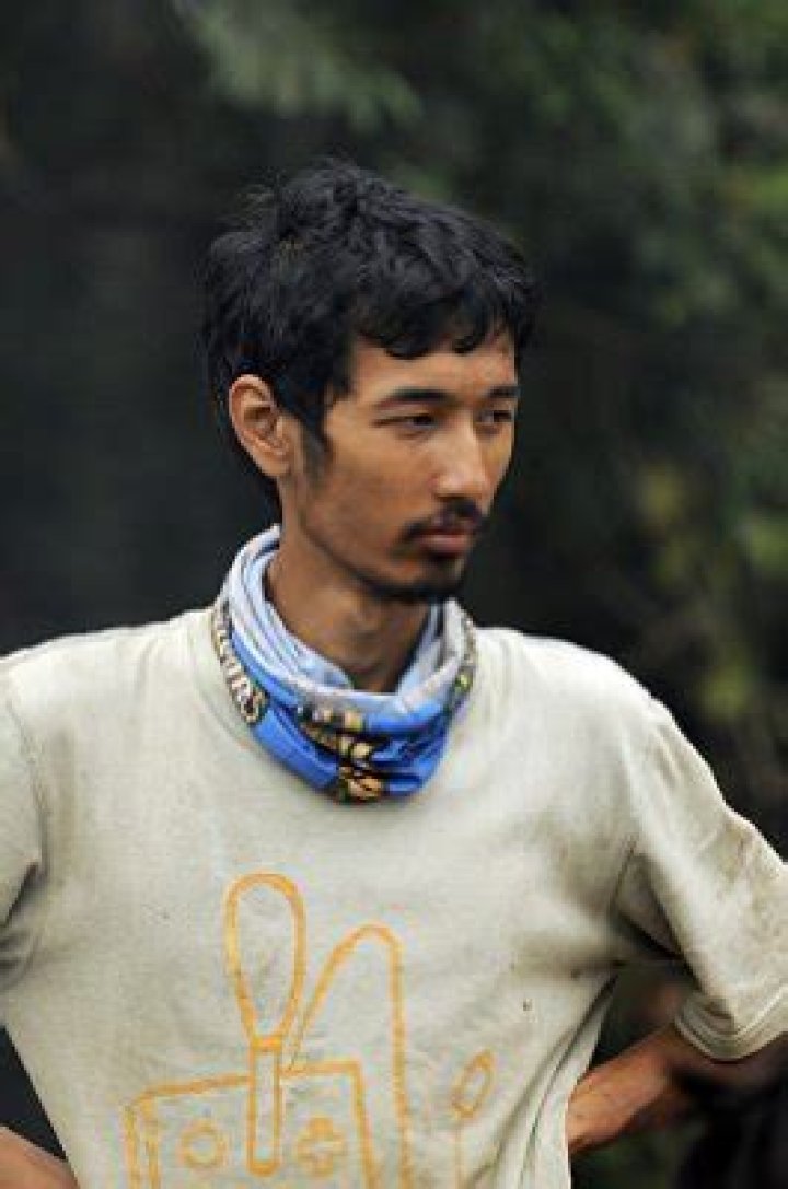 Who is Ken Hoang Dating Now?