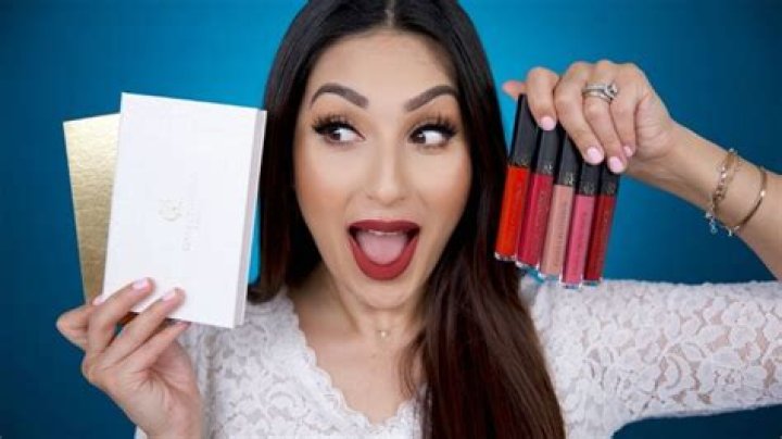 Who is Kenia Ontiveros Dating Now