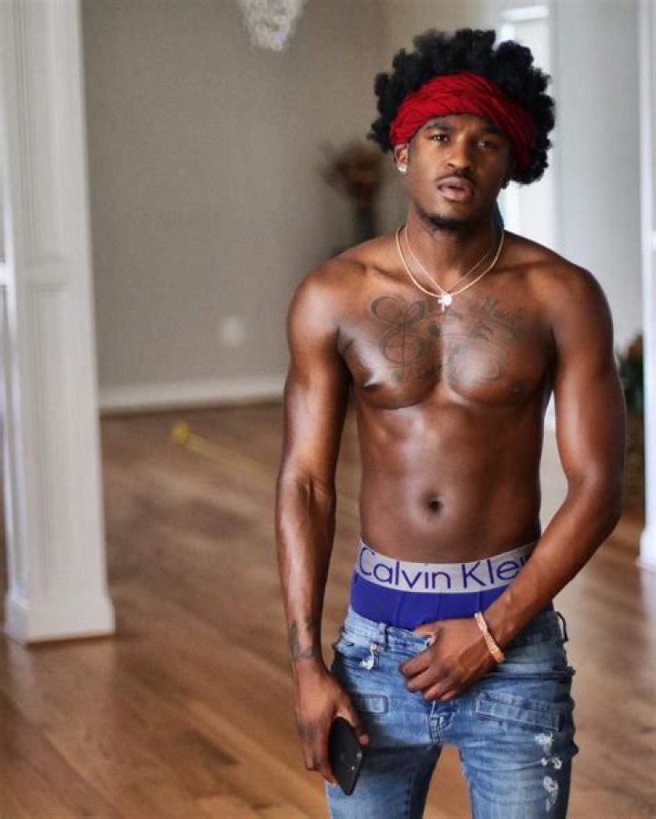 Who is Kenny Iko Dating Now?