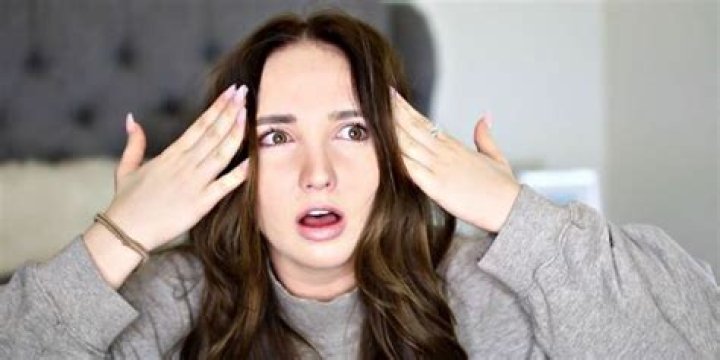 Who is Kenzie Elizabeth Dating Now?