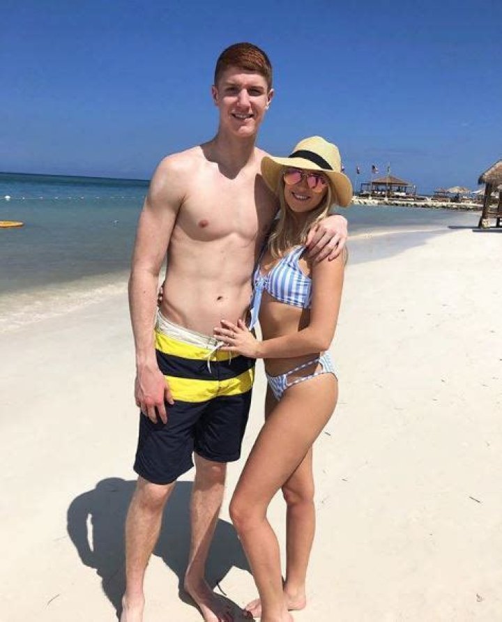 Who is Kevin Huerter Dating Now