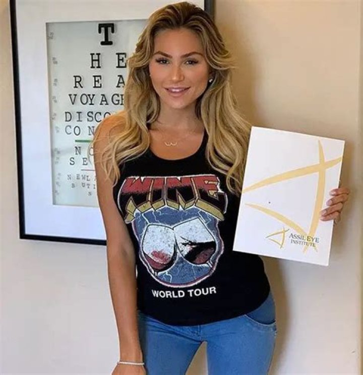 Who is Khloe Terae Dating Now