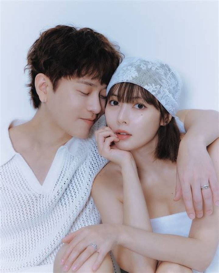 Who is Kim Hyung-jun Dating Now?