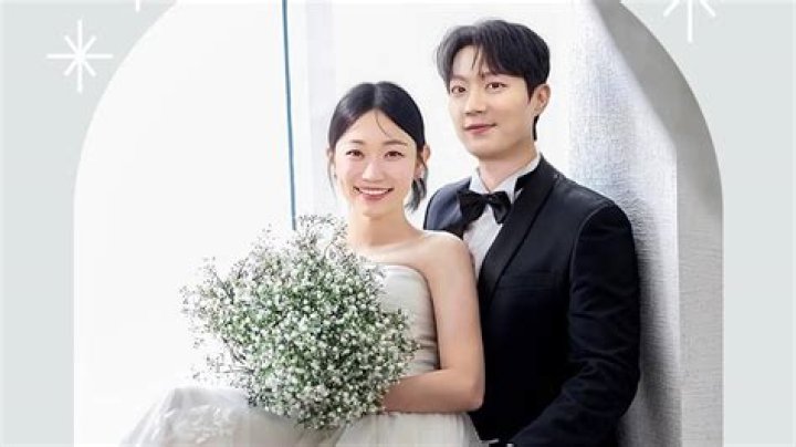 Who is Kim Seul Gi Dating Now?