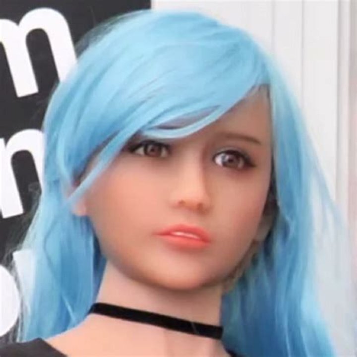 Who is KissedByKen Dating Now?