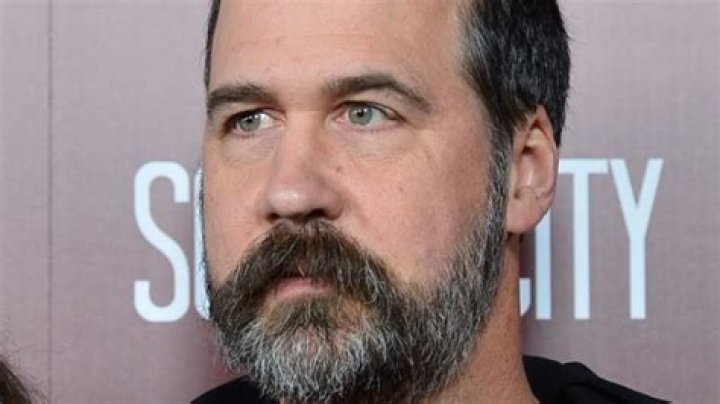 Who is Krist Novoselic Dating Now?
