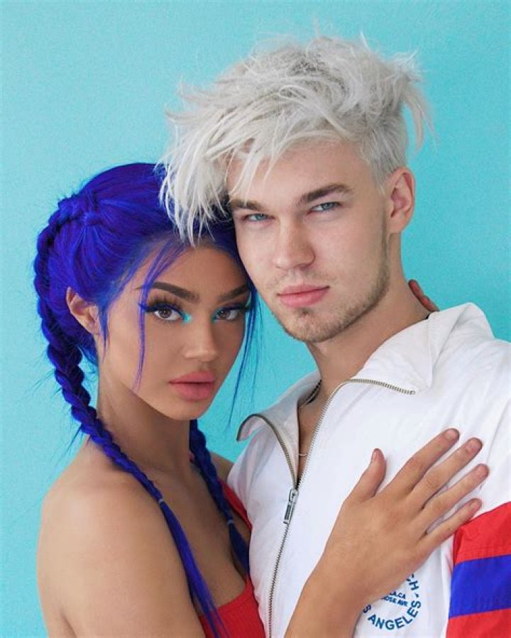 Who is Kristen Hancher Dating Now