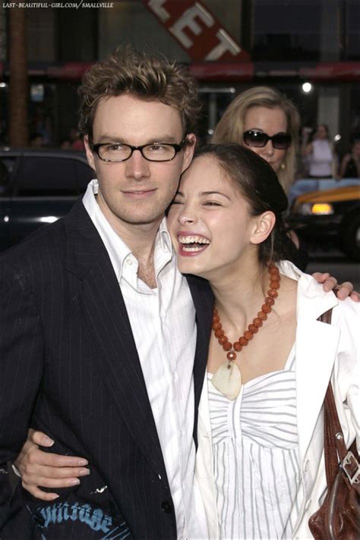 Who is Kristin Kreuk Dating Now