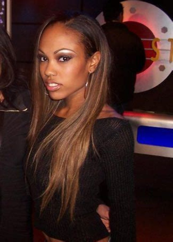 Who is Lacey Duvalle Dating Now