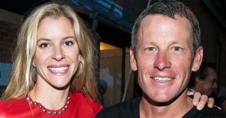 Who is Lance Armstrong Dating Now