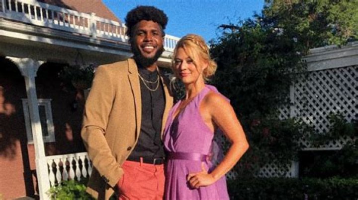 Who is Lauren Froderman Dating Now?