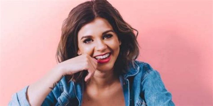 Who is Lauren Layfield Dating Now?