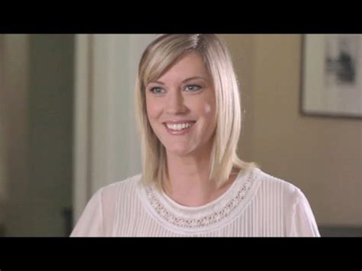 Who is Lauren Lee Smith Dating Now?