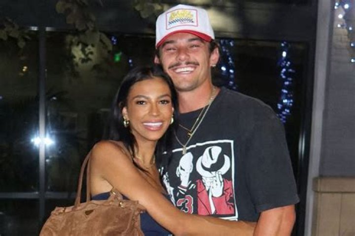 Who is Layla Spring Dating Now?