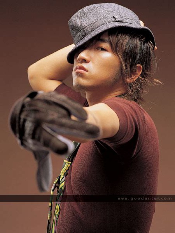 Who is Lee Min-woo Dating Now