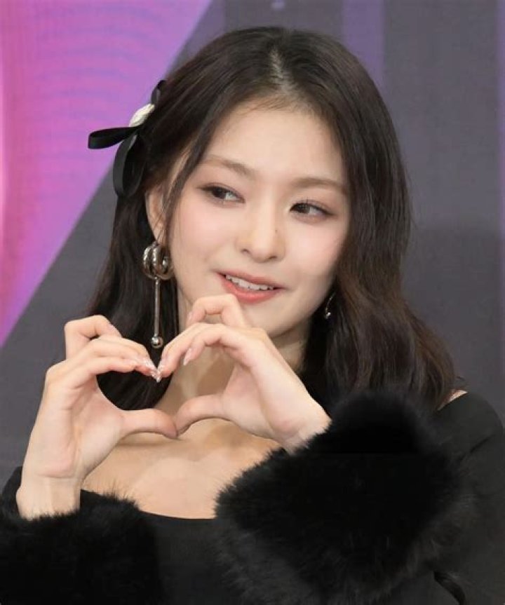 Who is Lee Na-gyung Dating Now?