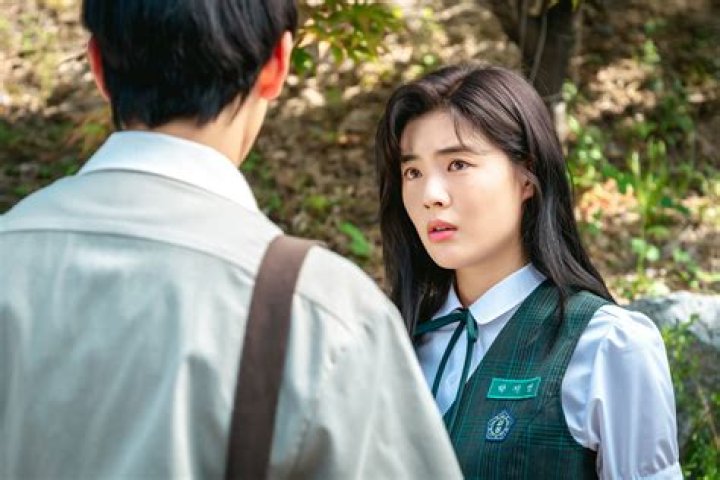 Who is Lee Sun-bin Dating Now