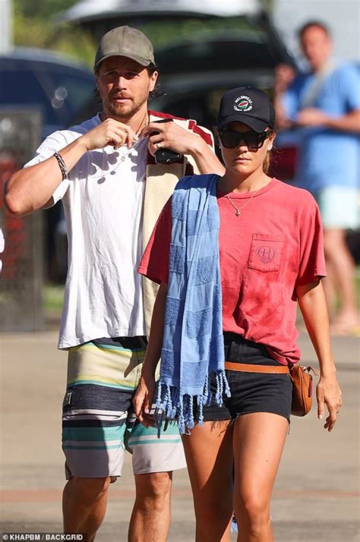 Who is Leila Josefowicz Dating Now