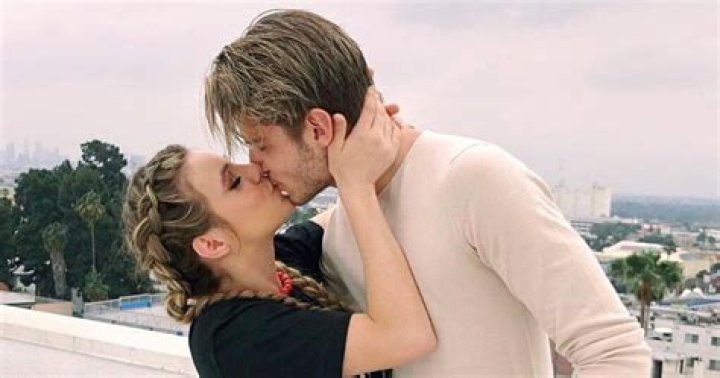 Who is Lele Pons Dating Now