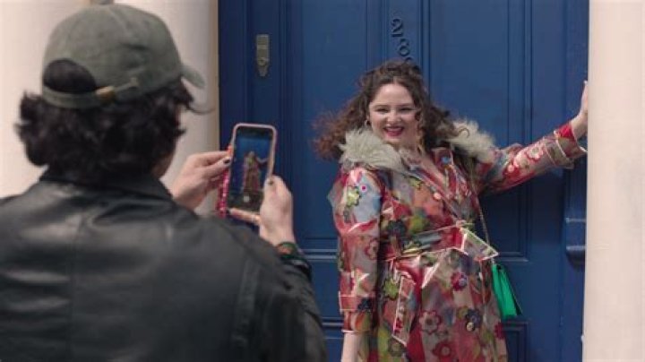 Who is Lena Dunham Dating Now?