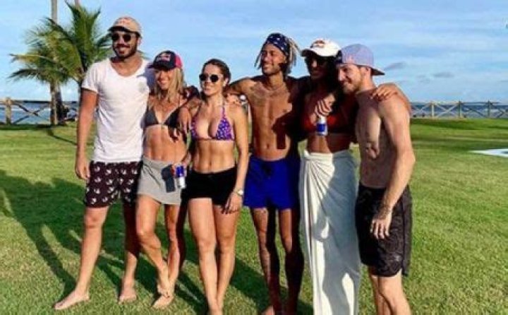 Who is Leticia Bufoni Dating Now