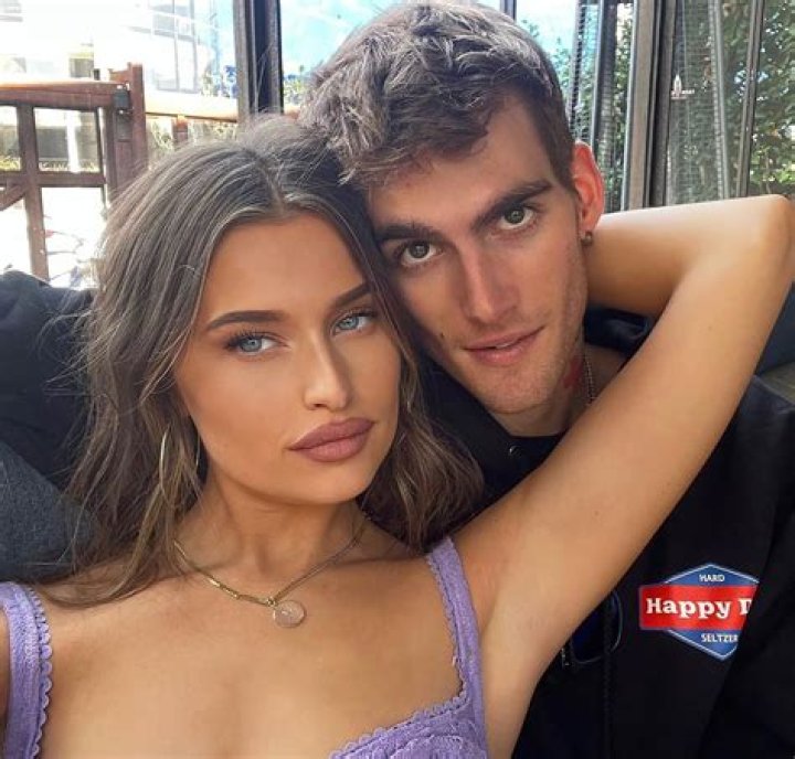 Who is Lexy Stevens Dating Now?