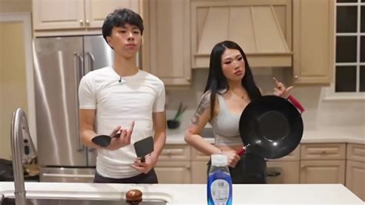 Who is Lia Hatzakis Dating Now