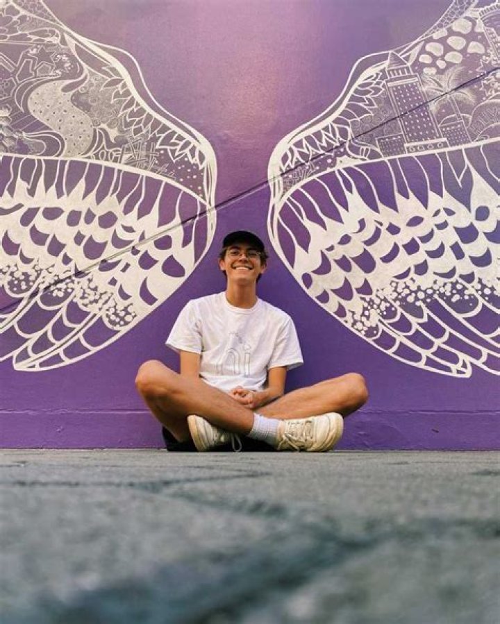 Who is Liam Silk Dating Now