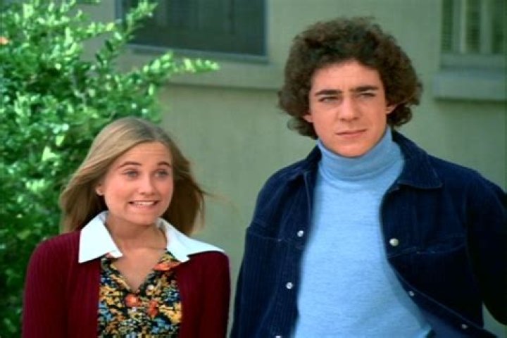 Who is Lisa Eilbacher Dating Now