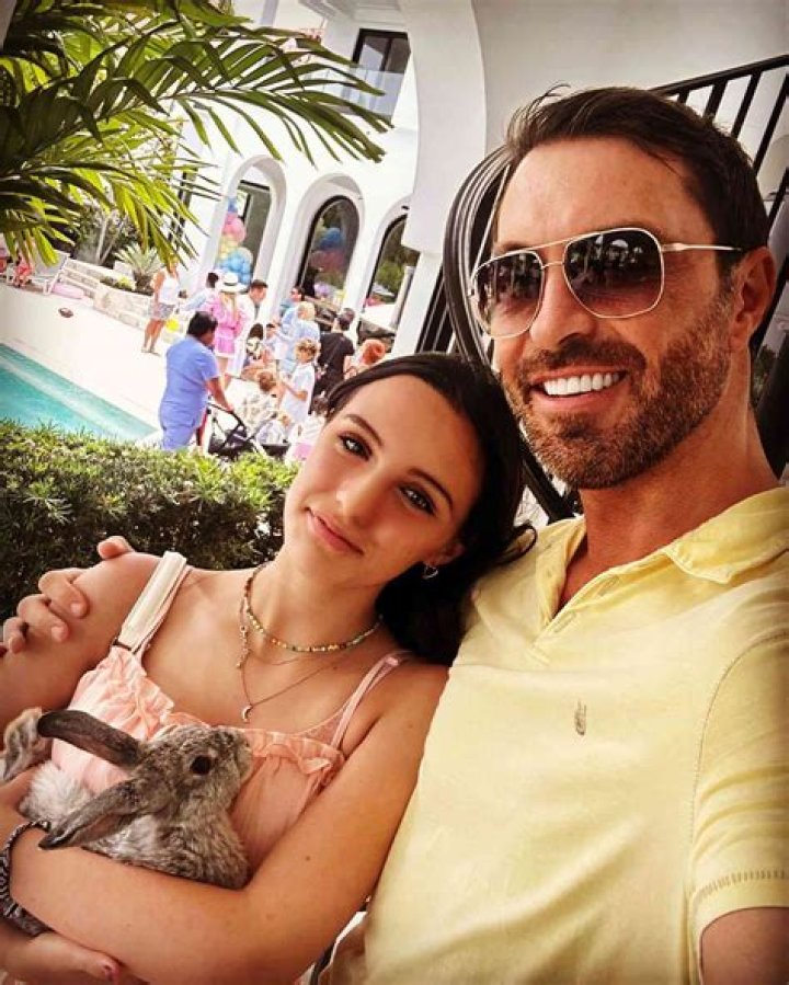 Who is Lisa Fischer Dating Now?