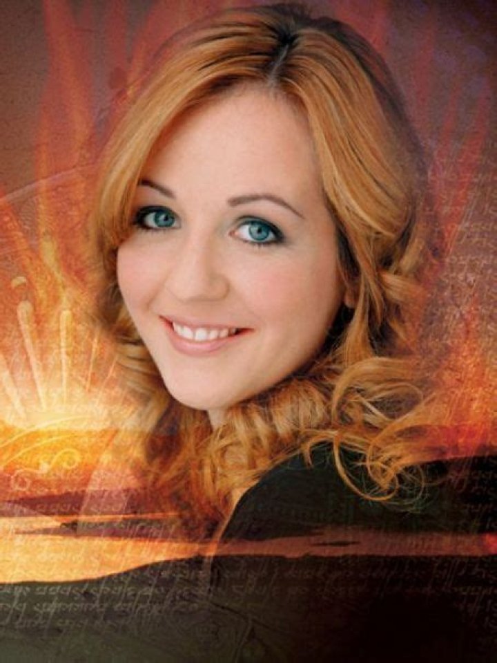 Who is Lisa Kelly Dating Now