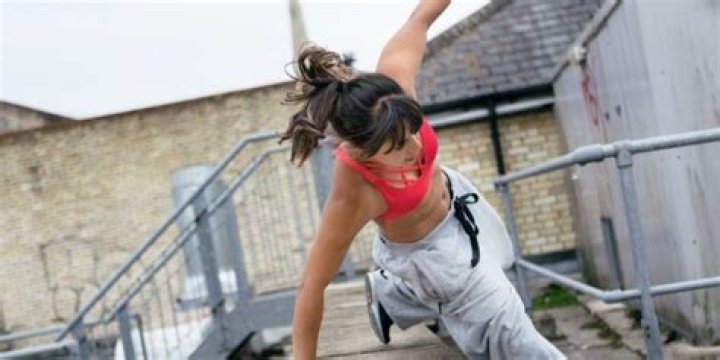 Who is Lorena Abreu Dating Now