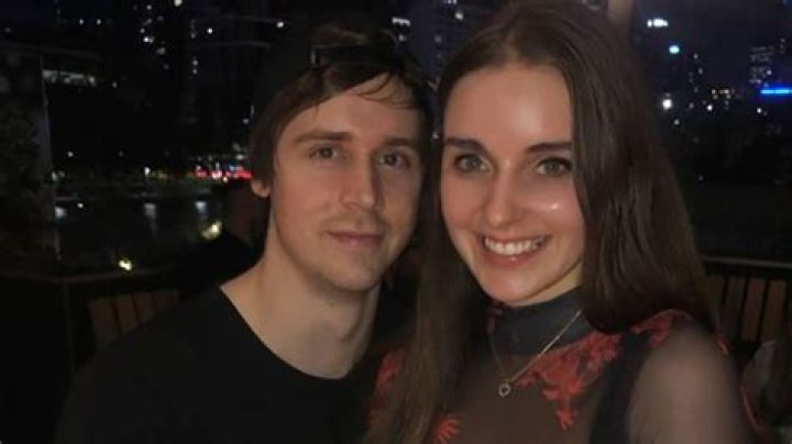Who is Loserfruit Dating Now