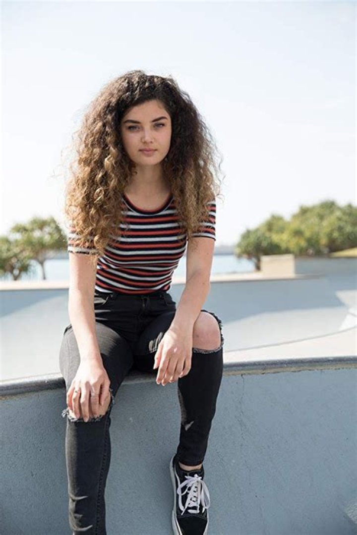 Who is Luca Asta Sardelis Dating Now?