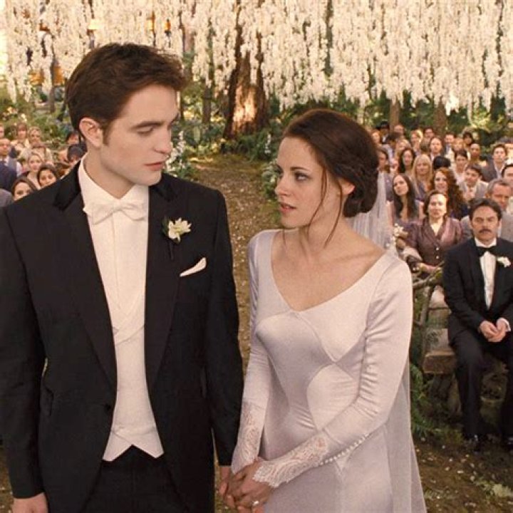 Who is Lynn Swann Dating Now