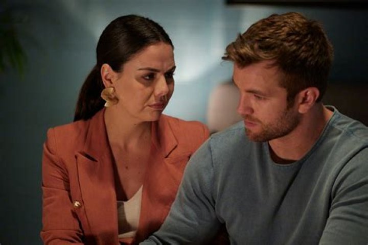 Who is Mackenzie Hyatt Dating Now