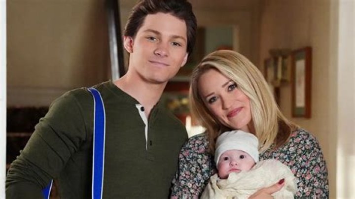 Who is Mandy Wei Dating Now