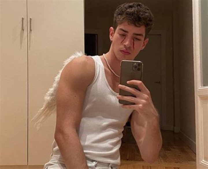 Who is Manu Rios Dating Now