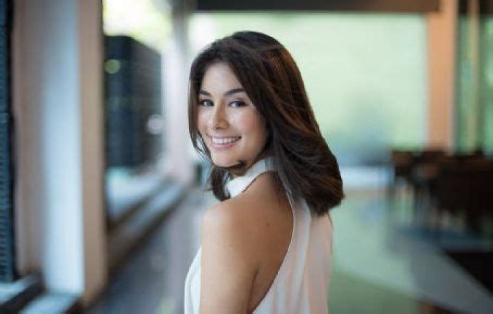 Who is Mari Jasmine Dating Now