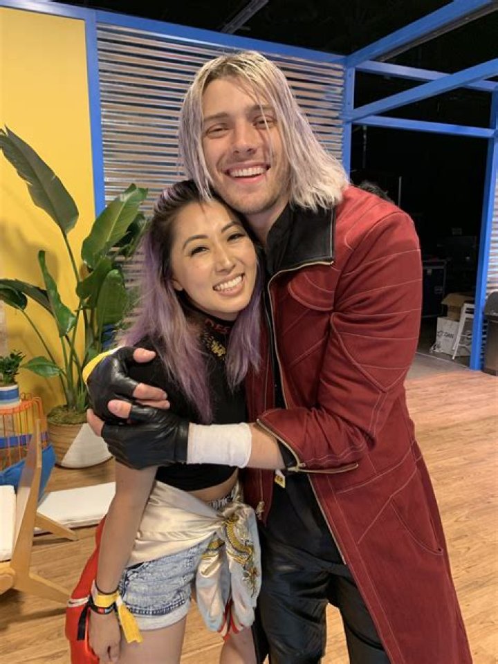 Who is Mari Takahashi Dating Now?