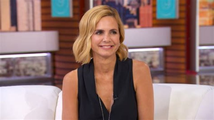 Who is Mariana Weickert Dating Now?