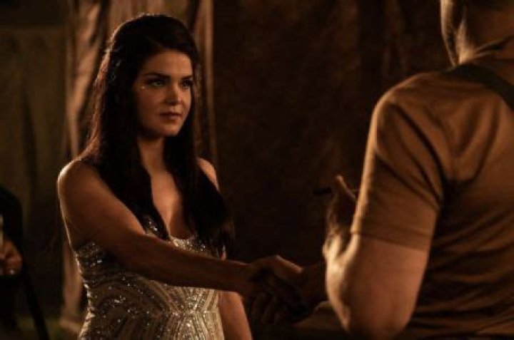 Who is Marie Avgeropoulos Dating Now