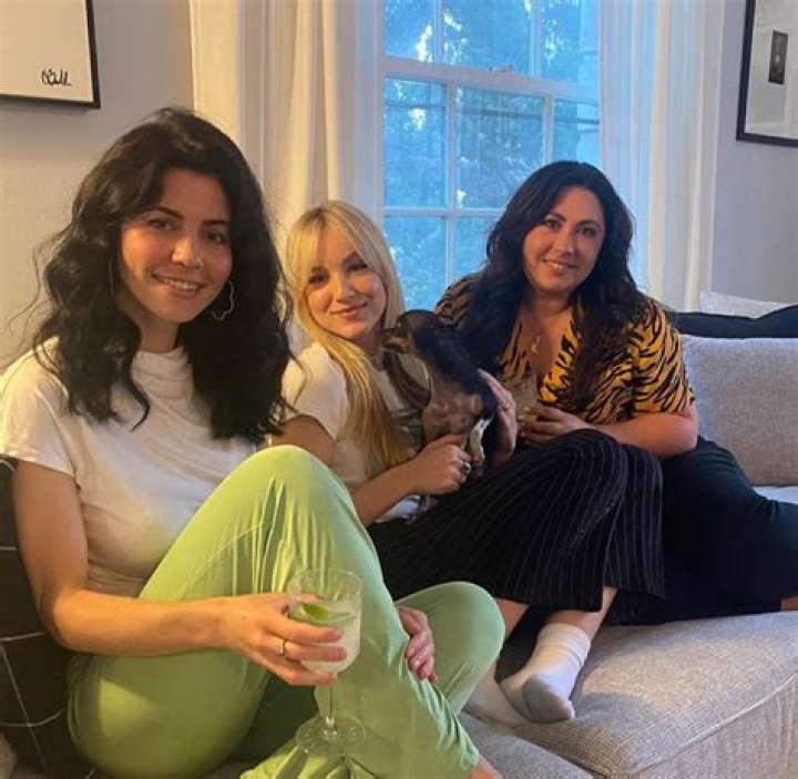 Who is Marina Diamandis Dating Now