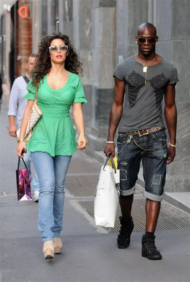 Who is Mario Balotelli Dating Now?