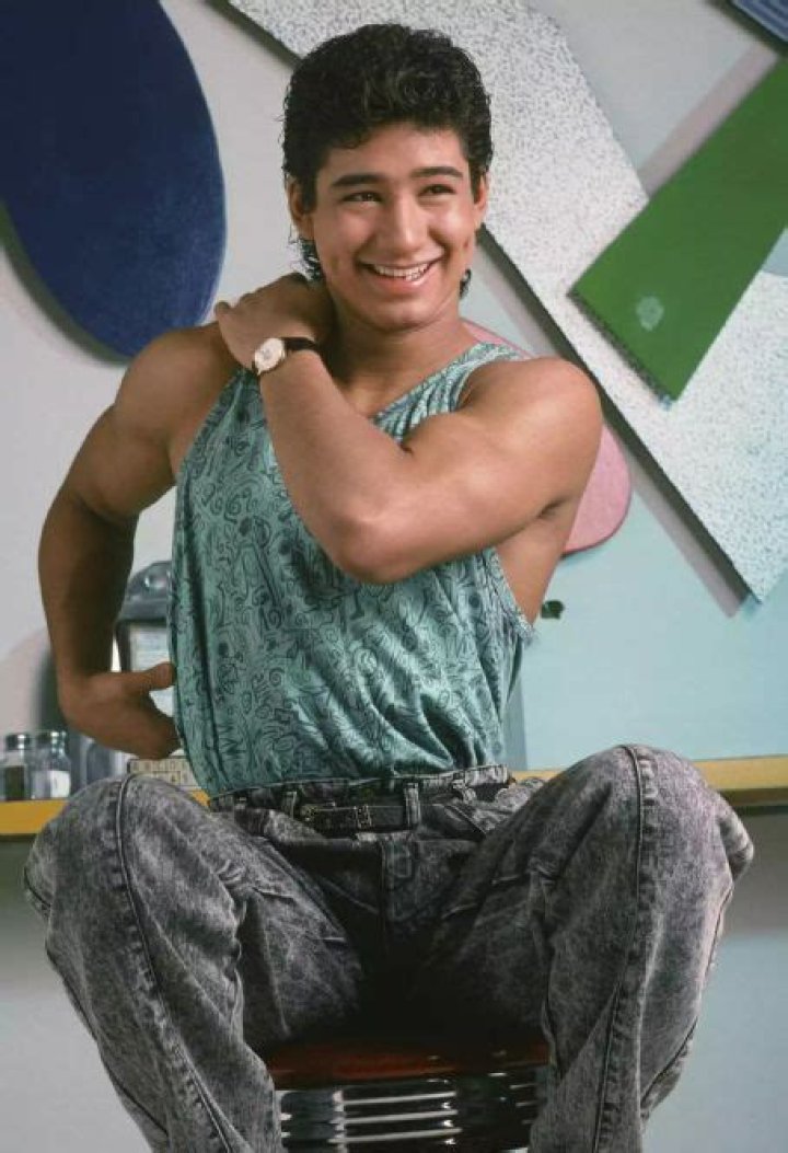 Who is Mario Lopez Dating Now?