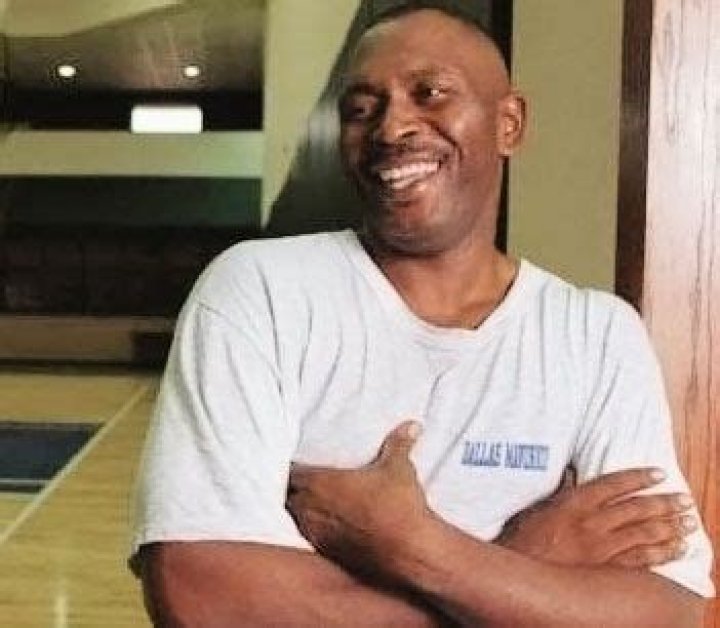 Who is Mark Aguirre Dating Now